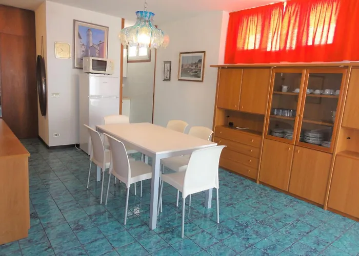 Bright Close To The Sea * Bibione